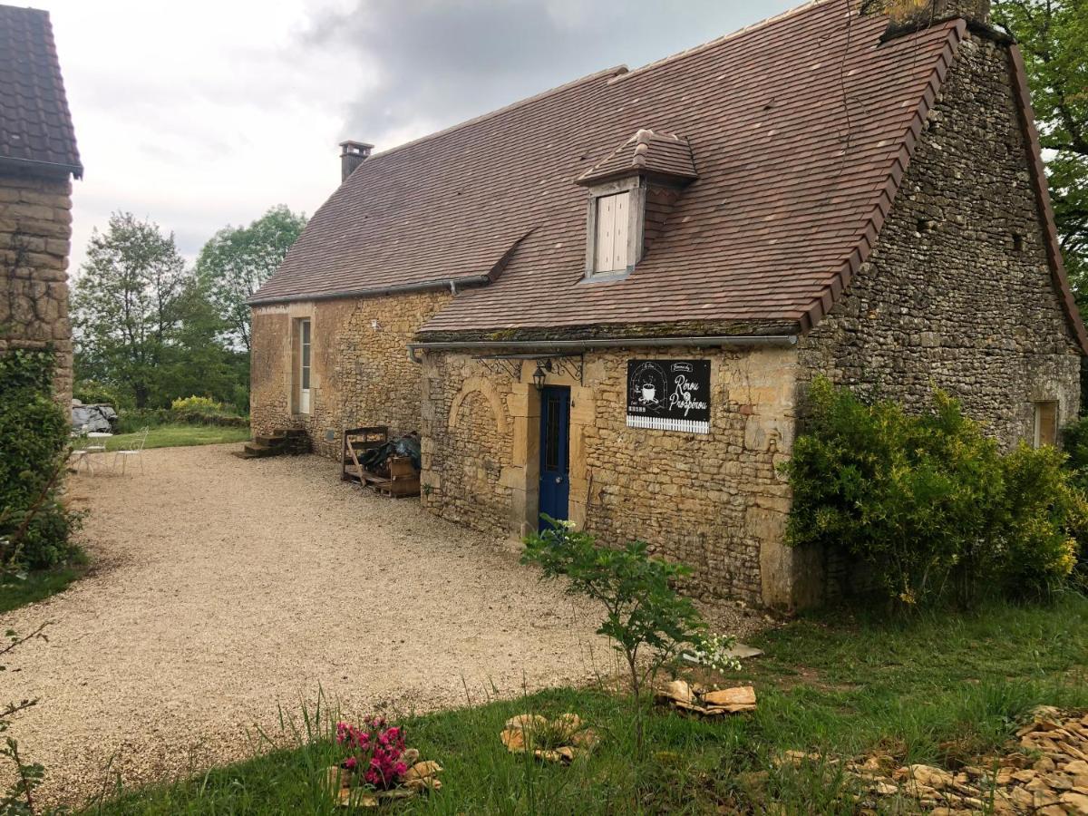 Chez Renou Et Prosperou Maison Typique Du Sarladait Saint-Genies Dış mekan fotoğraf
