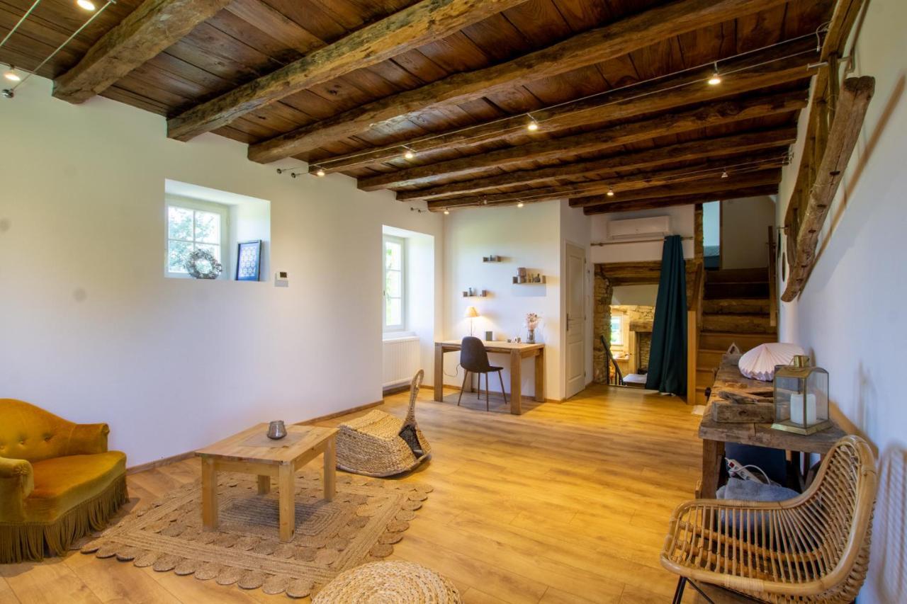Chez Renou Et Prosperou Maison Typique Du Sarladait Saint-Genies Dış mekan fotoğraf